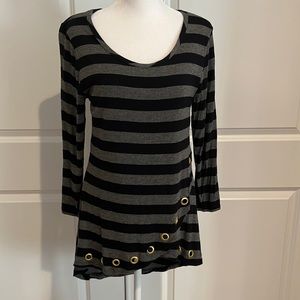 Rafiana Black and Gray striped long shirt with gold colored grommets small